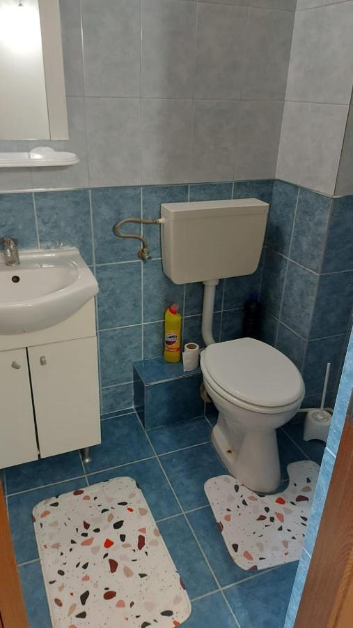 Ferienwohnung Garsoniera Bia Brașov Exterior foto